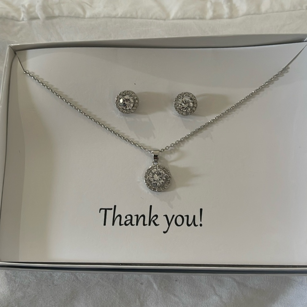 Earring and pendant set